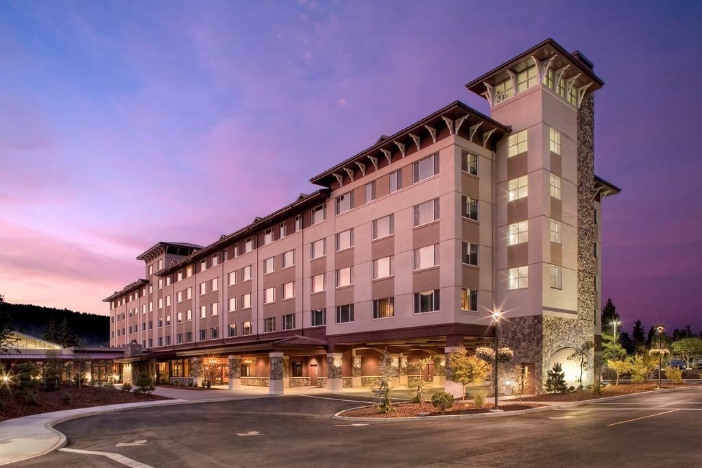 Seven Feathers Casino Resort Canyonville Exterior photo